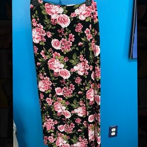 Floral Long Slit Skirt